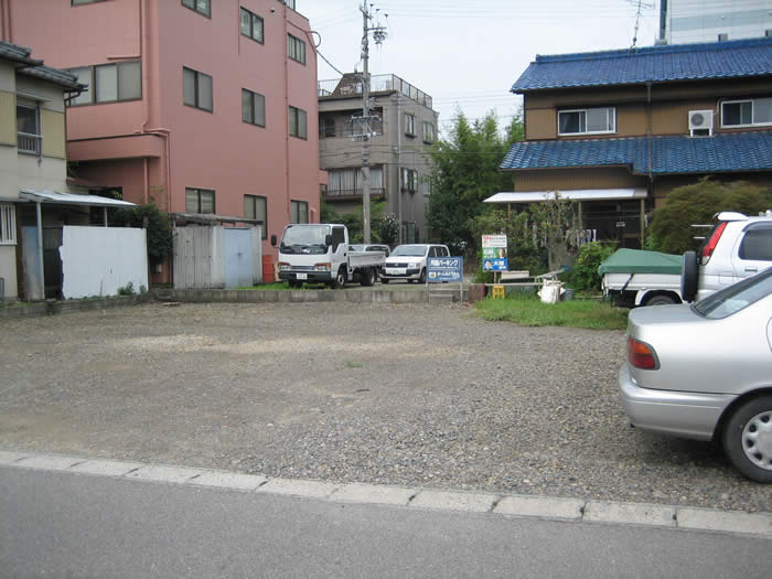 日比野パーキング